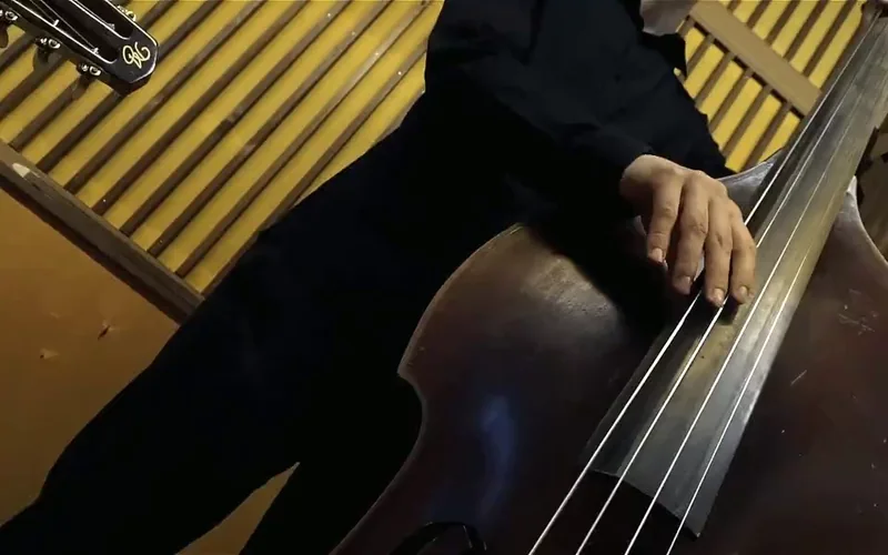 Close Your Eyes · Temmingberg, kurzer Videoausschnitt